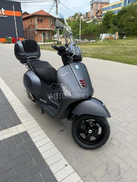 Vespa Gts 300