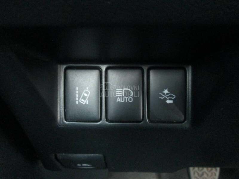 Toyota Yaris 1.0 b