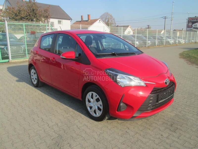 Toyota Yaris 1.0 b