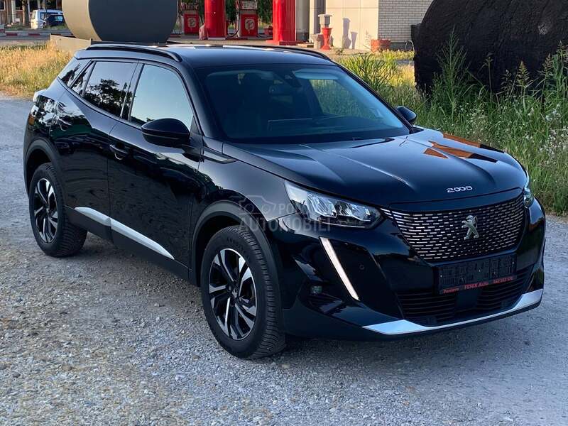 Peugeot 2008 ALLURE/3D VIRTUAl