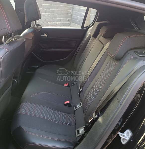 Peugeot 308 1,5 GT  A UTOMAT