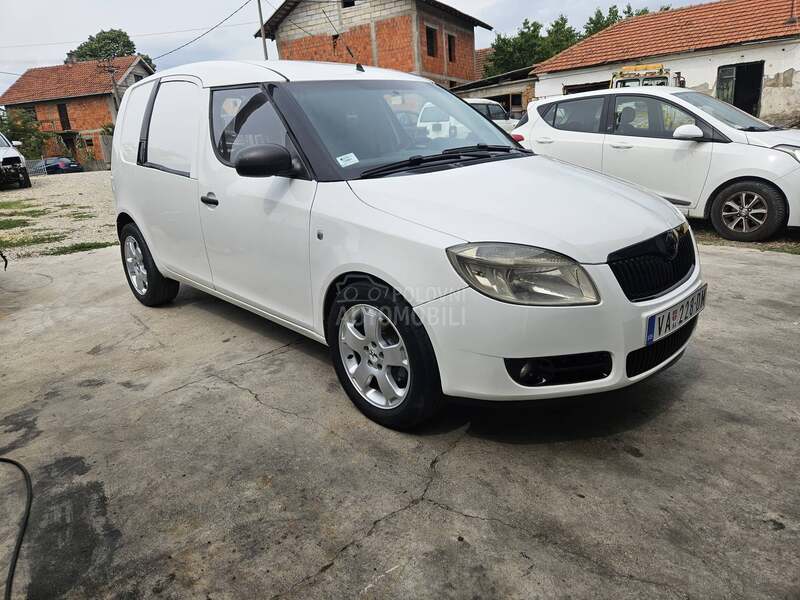 Škoda Praktik 