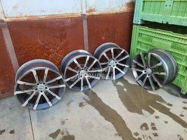 Aluminijumske felne momo 20" 5 x 112