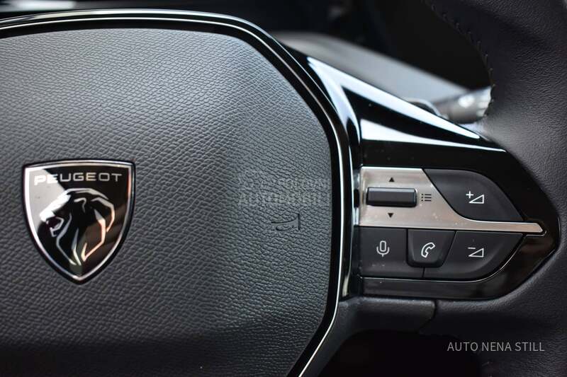 Peugeot 408 1.2 Allure pack AT