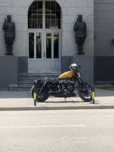 Harley Davidson Sportster Iron 883