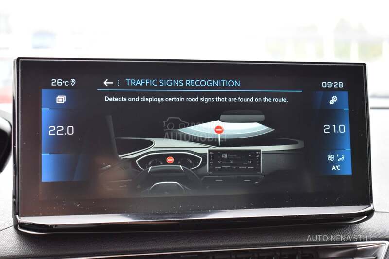 Peugeot 3008 1.5 HDI Allure AT