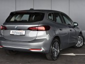 BMW 218 i Luxury Line AT