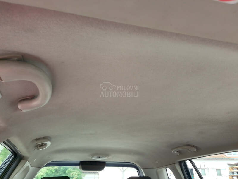Mazda 2 1.4 hdi