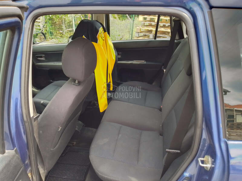 Mazda 2 1.4 hdi