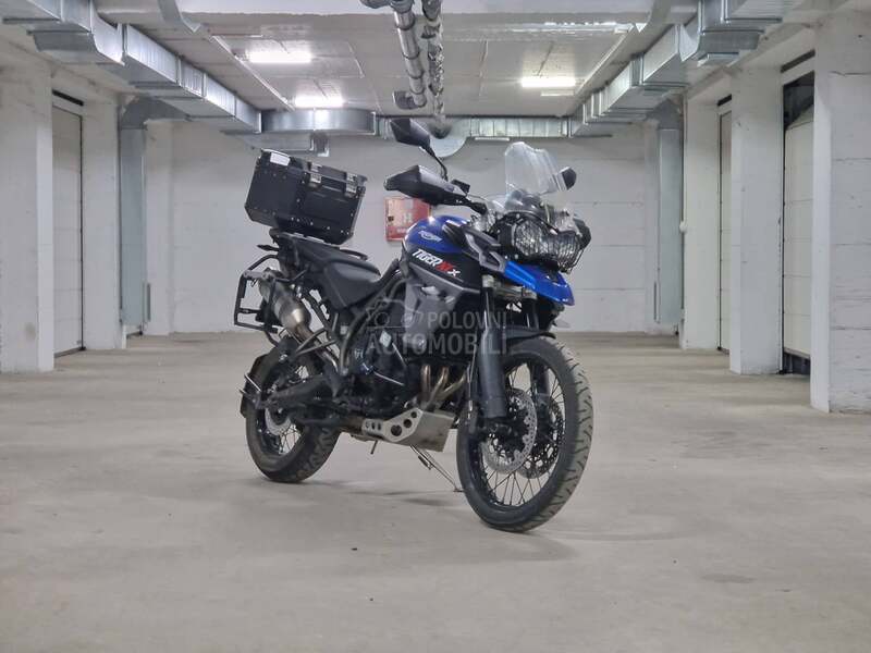 Triumph Tiger 800 XcX