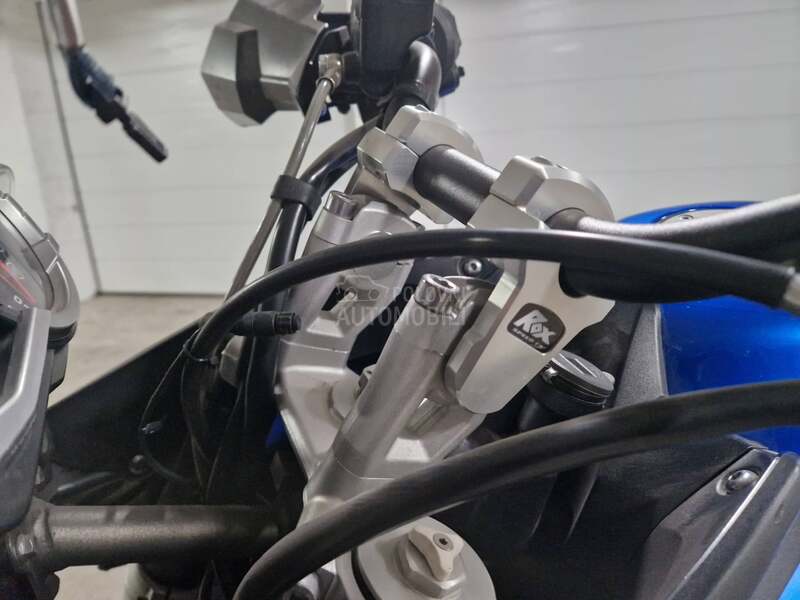 Triumph Tiger 800 XcX