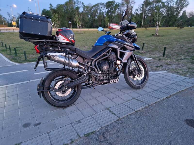 Triumph Tiger 800 XcX
