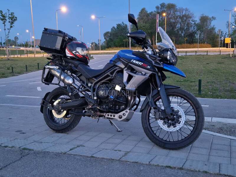 Triumph Tiger 800 XcX