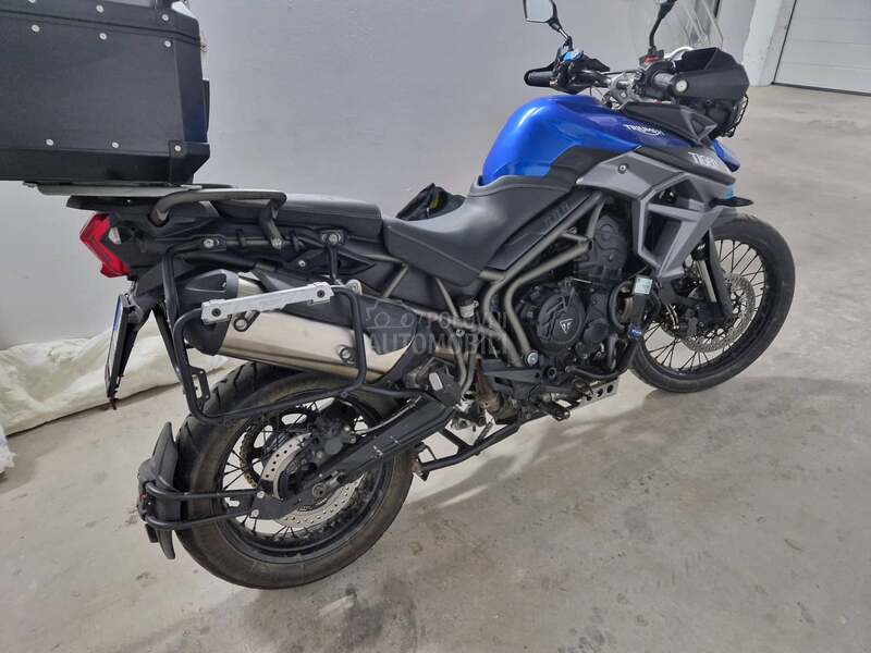 Triumph Tiger 800 XcX