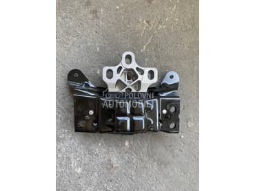 Levi nosac motora 2.0 tdi za Volkswagen Golf 8