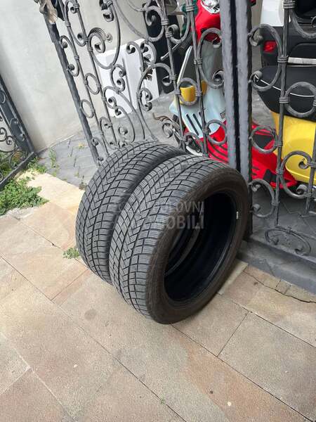 Vredestein 215/55 R18 Zimska