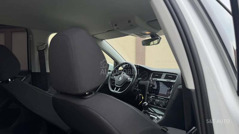 Volkswagen Golf 7 R E Z E R V I S A N