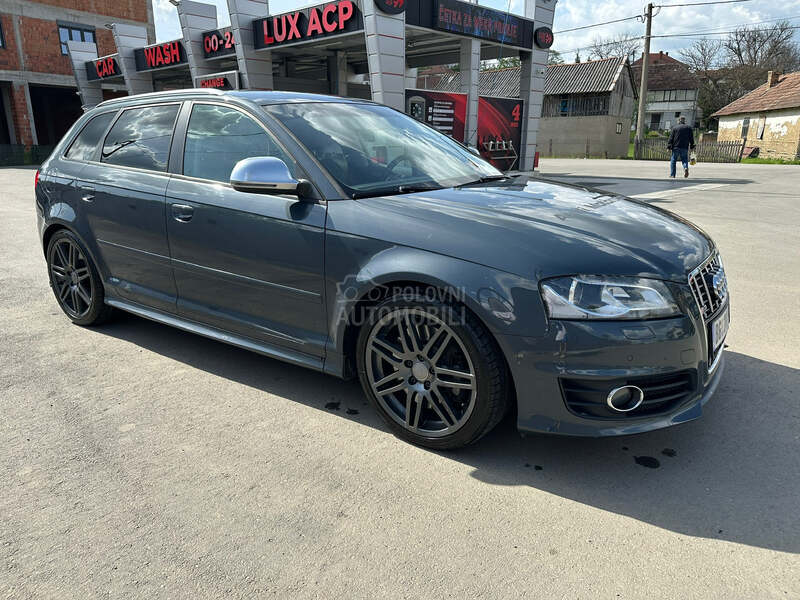 Audi S3 