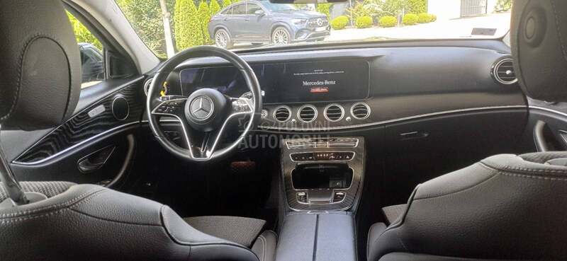 Mercedes Benz E 220 