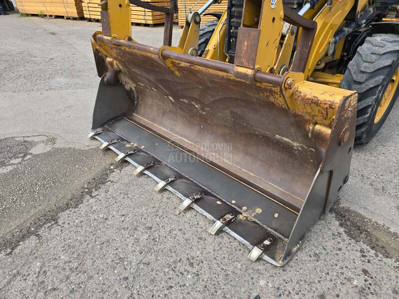 CAT 428F2