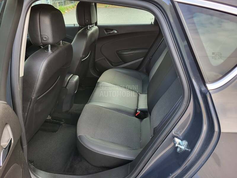 Opel Astra J cosmo