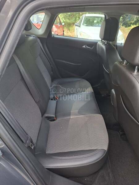 Opel Astra J cosmo