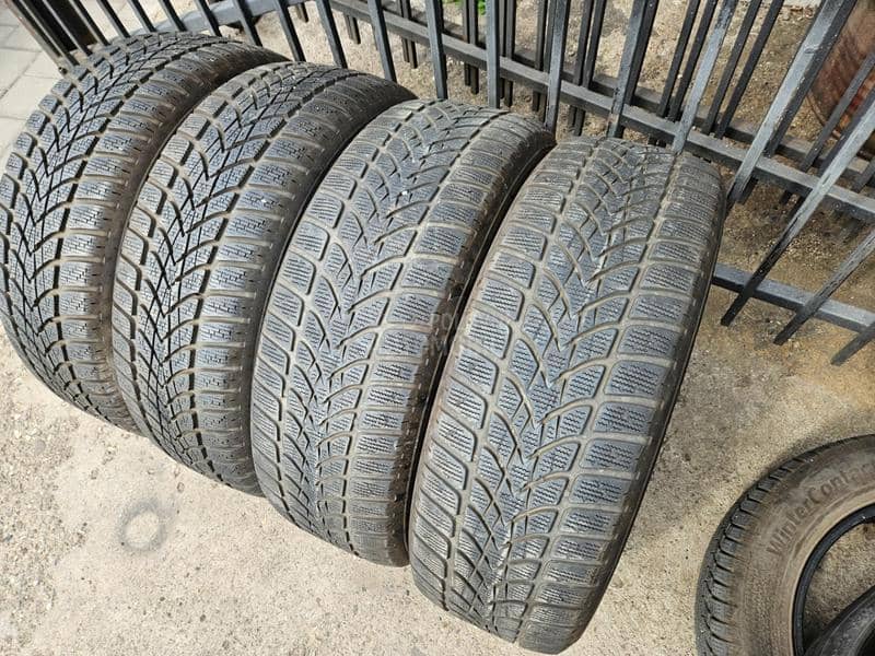 Dunlop 215/55 R18 Sve sezone