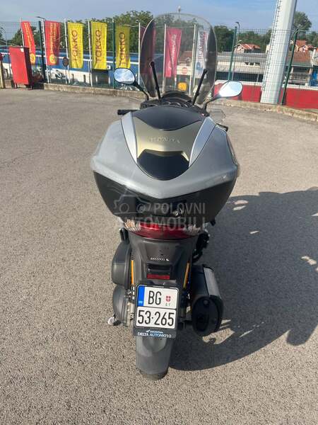 Honda SH 300A