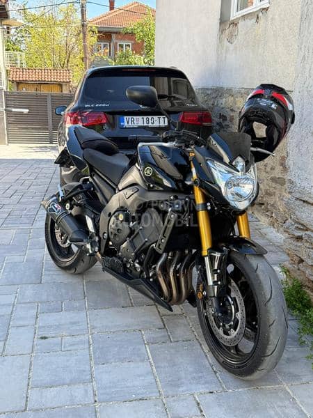 Yamaha FZ8