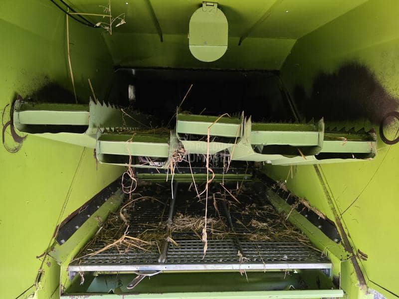 Claas COMPACT 25 Garažiran