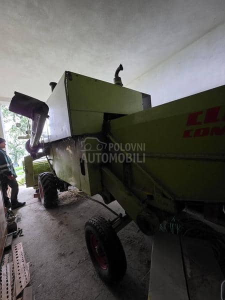 Claas COMPACT 25 Garažiran