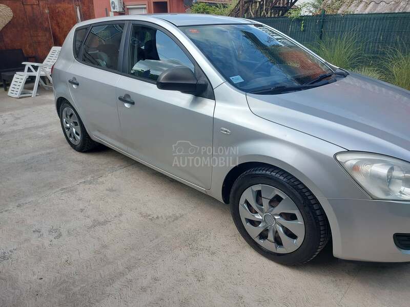 Kia cee`d 