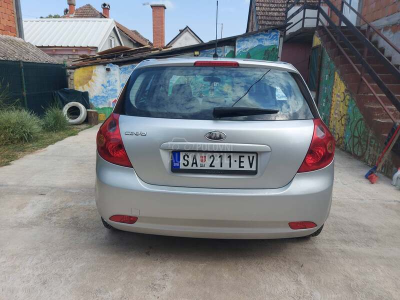 Kia cee`d 