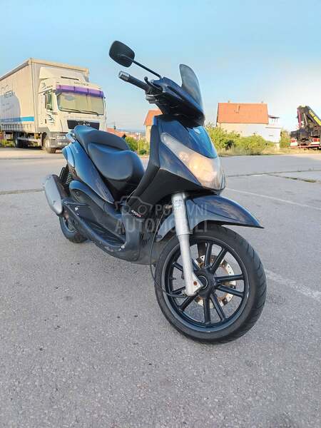 Piaggio Beverly ie