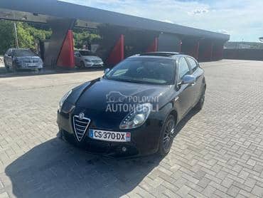 Alfa Romeo Giulietta F.u.ll  paket Pano