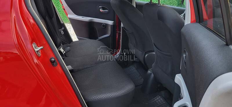 Toyota Yaris 1.3 b  138.000 K.M