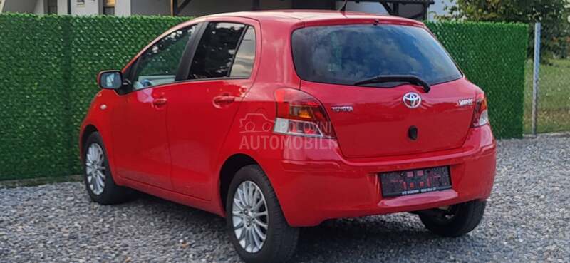 Toyota Yaris 1.3 b  138.000 K.M