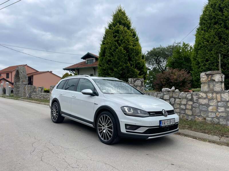 Volkswagen Golf 7 Alltrack 4x4 Švajcarska