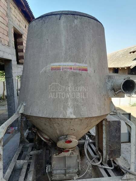 Pobeda Pneumacki transporter el