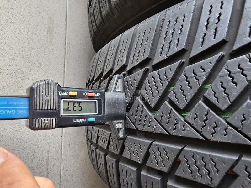 Continental 215/65 R17 Zimska