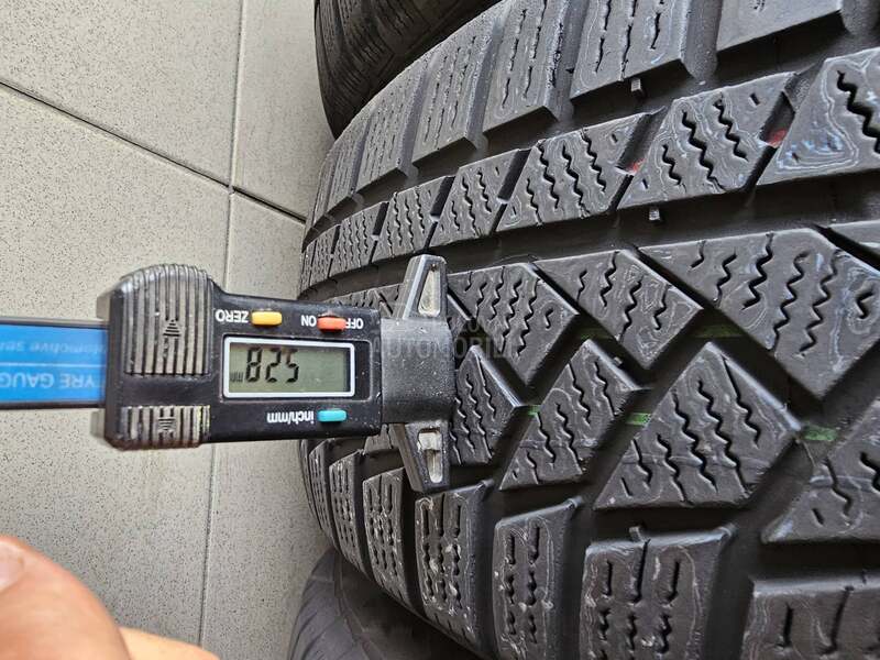 Continental 215/65 R17 Zimska