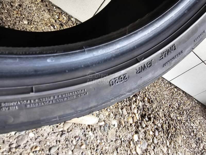 Dunlop 225/45 R18 Zimska