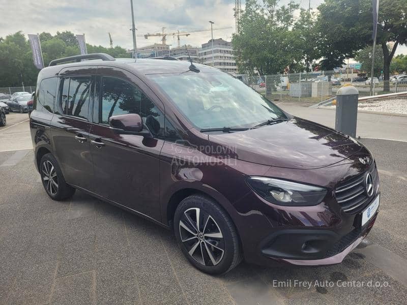 Mercedes Benz T Klasa 180d FLK S AUTOM