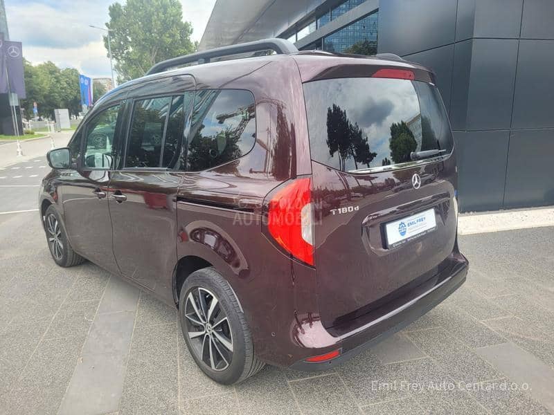 Mercedes Benz T Klasa 180d FLK S AUTOM