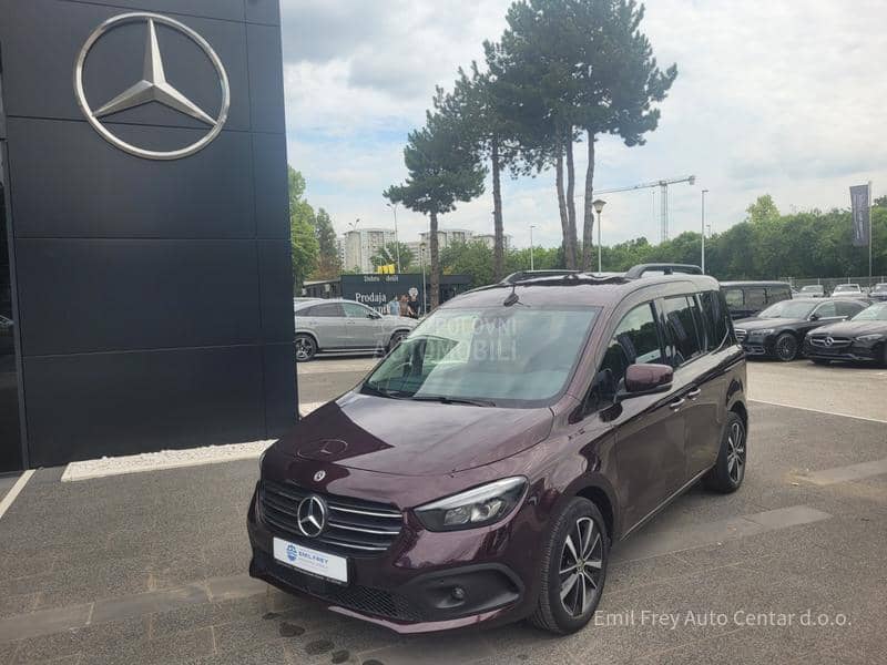 Mercedes Benz T Klasa 180d FLK S AUTOM