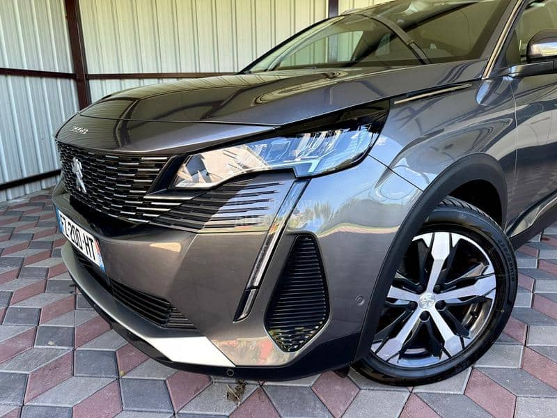 Peugeot 3008 ALLURE/AT8