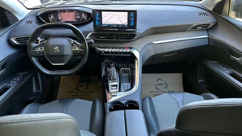 Peugeot 3008 ALLURE/AT8
