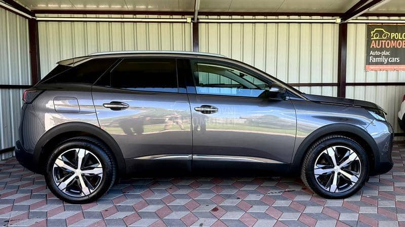 Peugeot 3008 ALLURE/AT8