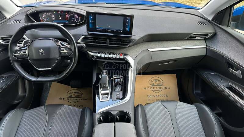 Peugeot 3008 1.5 HDI/ALLURE
