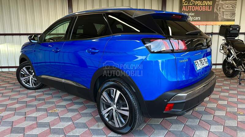 Peugeot 3008 1.5 HDI/ALLURE